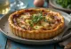 Quiche aux Oignons postrežen